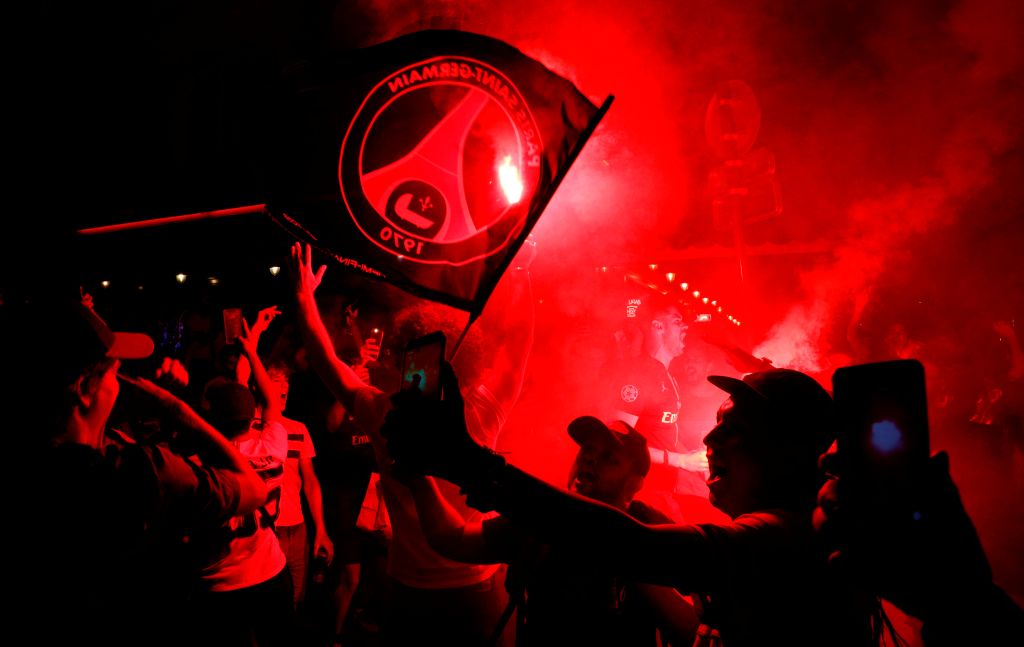 Marseille bans PSG fans