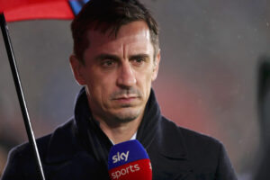 Gary Neville slams United transfer plan