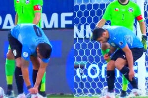 Suarez vs Chile