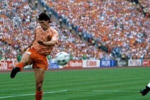 Van Basten volley