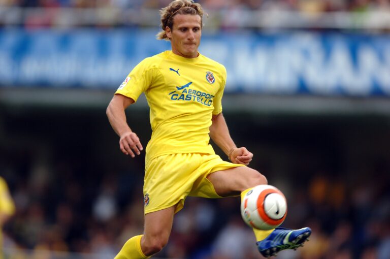 Diego Forlan Villarreal Man United