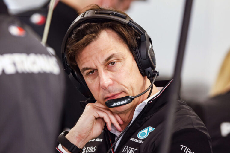 Toto Wolff Jonathan Wheatley